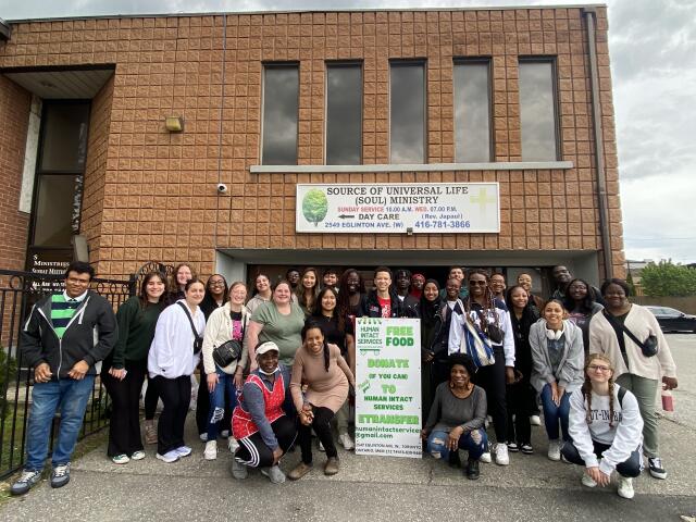 Group Photo of MUNDO volunteers at Source of Universal Life (Soul) MInistry in Toronto, Canada.