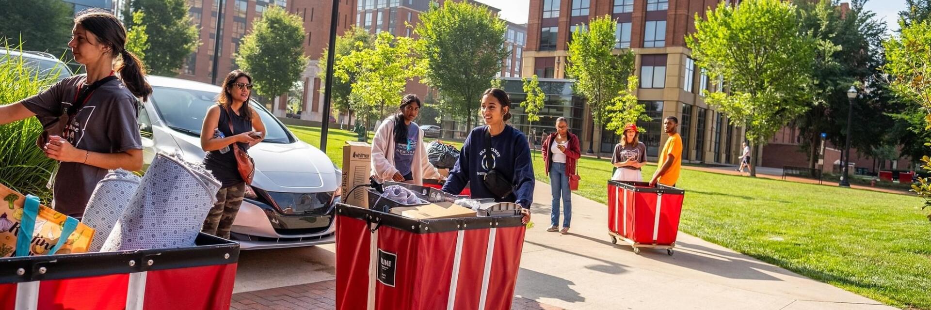 OWLS helping with move in 2023